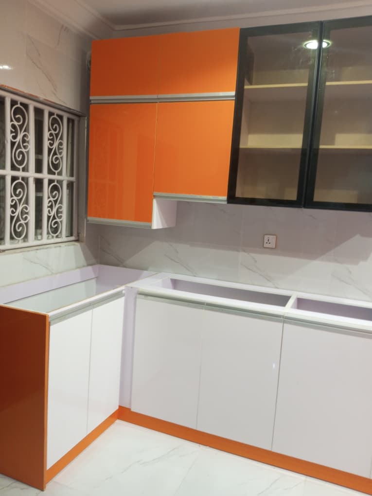 Kitchen Cabinet - Image 2