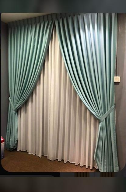 Curtains - Image 2